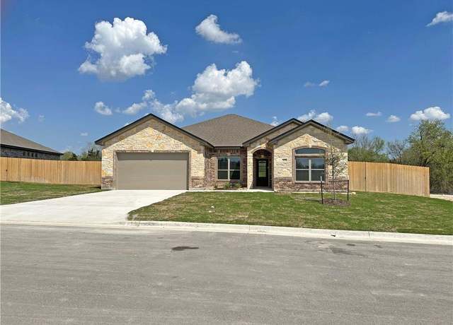 Property at 135 Lasso Loop, Lorena, TX 76655, 3 beds, 2.5 baths