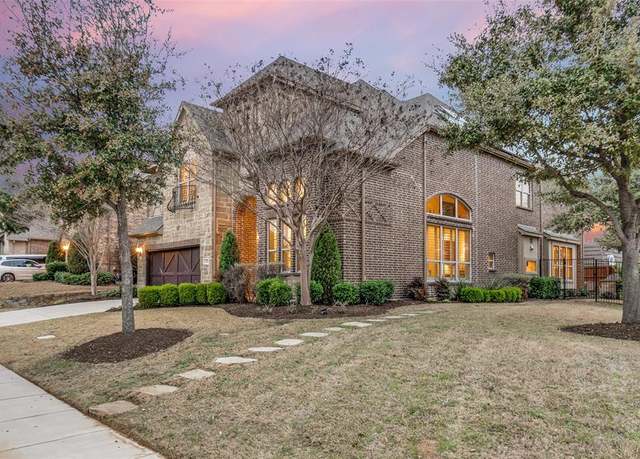 Property at 123 Alto Vista Dr, Irving, TX 75062, 4 beds, 3.5 baths