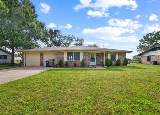 Property at 9269 Donna Dr, Murchison, TX 75778, 3 beds, 2 baths