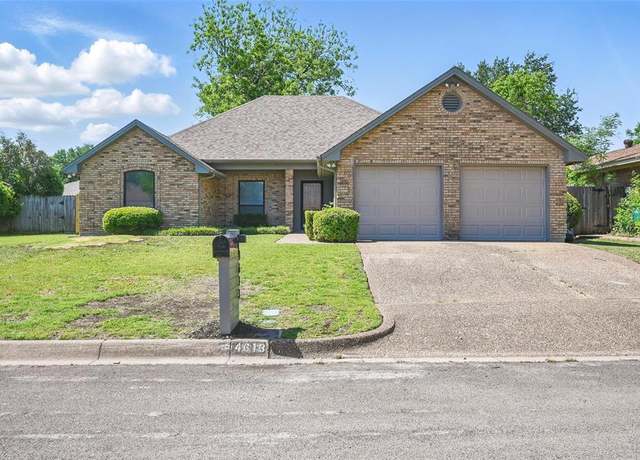 Property at 4613 Applewood Rd, Fort Worth, TX 76133, 3 beds, 2 baths
