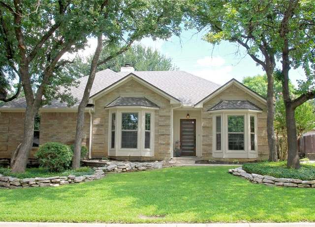 Property at 6700 Canalview Dr, Arlington, TX 76016, 4 beds, 2.5 baths