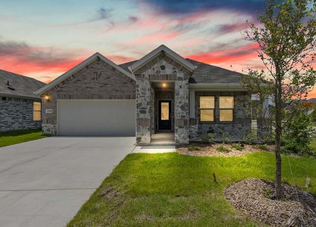 Property at 210 Sugarlands Dr, Greenville, TX 75402, 3 beds, 2 baths