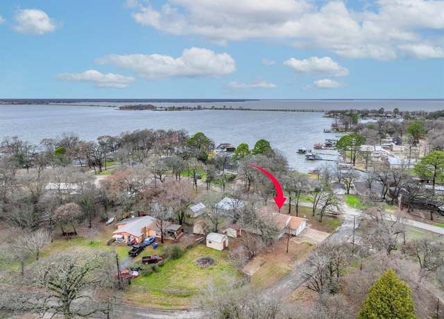Property at 103 Wildwood Crossover St, Gun Barrel City, TX 75156, 4 beds, 2 baths