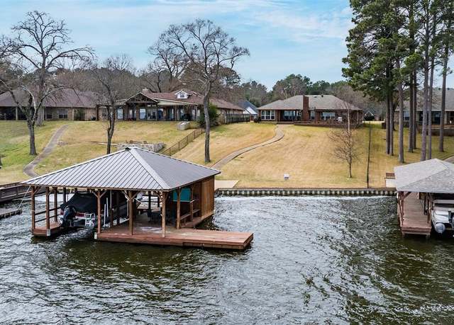 Property at 22766 Diamond Bay Dr, Frankston, TX 75763, 3 beds, 2.5 baths