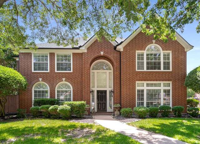 Property at 102 Starling Ct, Southlake, TX 76092, 4 beds, 3 baths