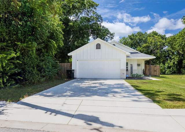 Property at 506 Park St, Cleburne, TX 76031, 3 beds, 2 baths