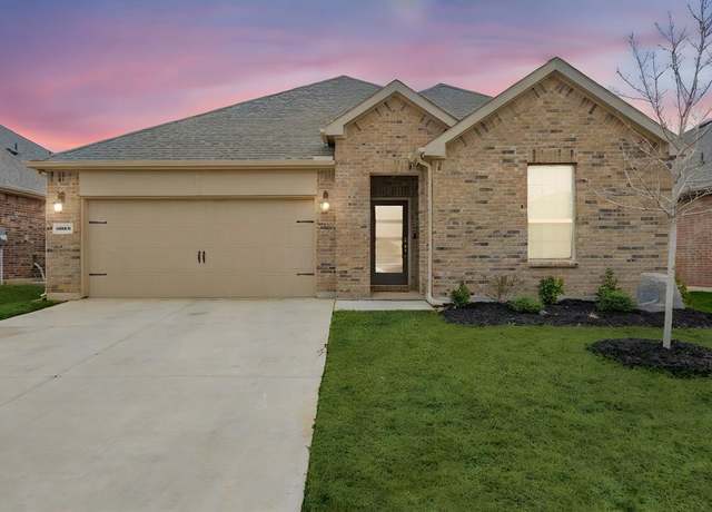 Property at 2926 Jasper Trl, Aubrey, TX 76227, 4 beds, 3 baths