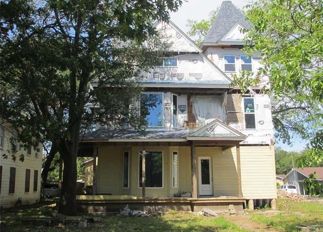Property at 211 N Pleasant St, Hillsboro, TX 76645, 9 beds, 9 baths