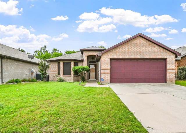 Property at 4525 Wheatland Dr, Fort Worth, TX 76179, 3 beds, 2 baths