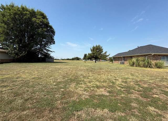 Property at 9804 Claudette Ct, Greenville, TX 75402