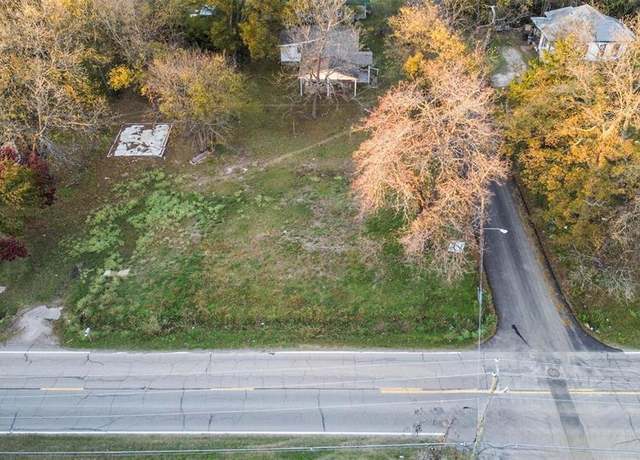 Property at 900 Maple St, Commerce, TX 75428