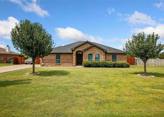 Property at 2712 Braford Dr, Crowley, TX 76036, 4 beds, 2 baths