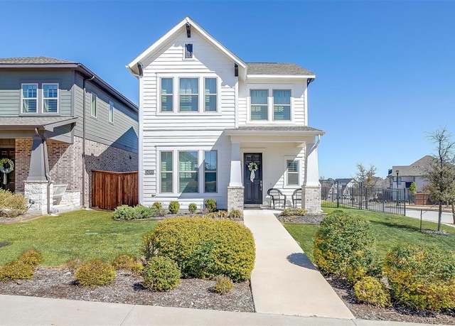 Property at 14300 Walsh Ave, Fort Worth, TX 76008, 4 beds, 2.5 baths