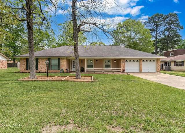 Property at 216 Country Ln, Haughton, LA 71037, 3 beds, 2 baths