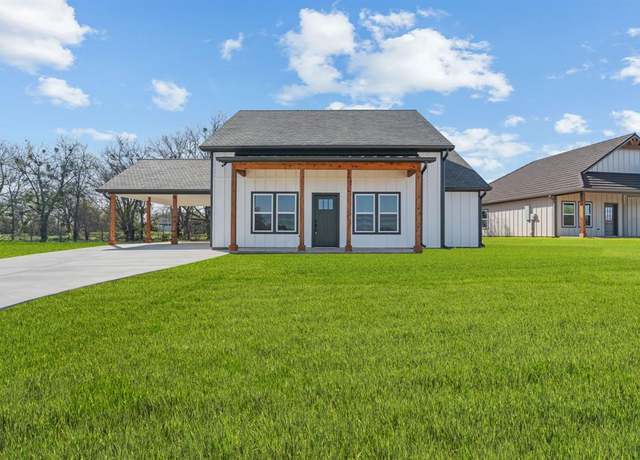 Property at 402 Poplar Ct, Hico, TX 76457, 3 beds, 2 baths