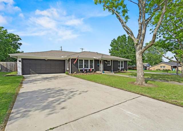 Property at 1701 W Birge St, Sherman, TX 75092, 4 beds, 2 baths