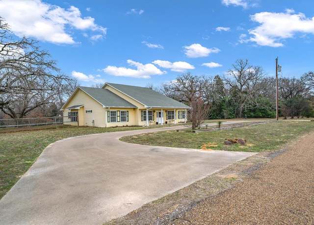 Property at 6790 County Road 1504, Athens, TX 75751, 4 beds, 3.5 baths
