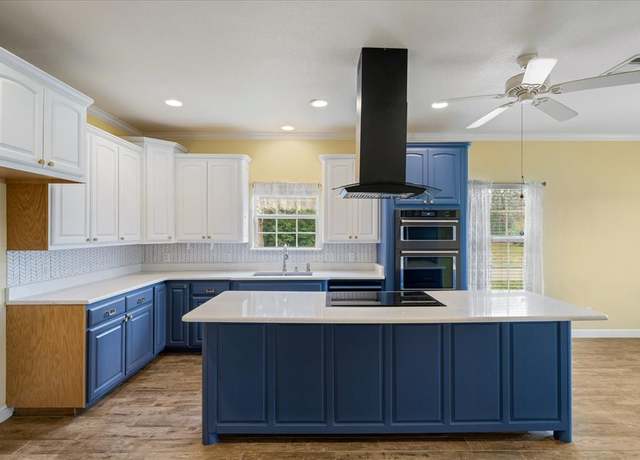 Property at 6790 County Road 1504, Athens, TX 75751, 4 beds, 3.5 baths