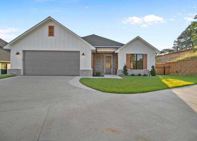 Property at 9244 Villas Ct, Tyler, TX 75703, 3 beds, 3 baths