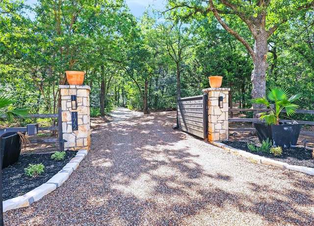 Property at 172 Springfield Bnd, Bartonville, TX 76226, 8 beds, 6 baths