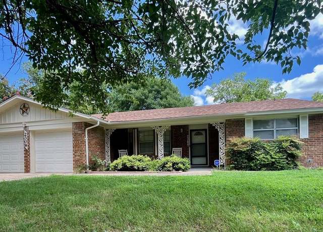 Property at 2308 14th St, Brownwood, TX 76801, 3 beds, 2 baths