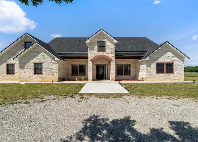 Property at 1630 County Road 262, Stephenville, TX 76401, 5 beds, 4.5 baths