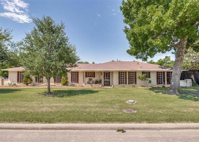 Property at 17 Michael Dr, Heath, TX 75032, 3 beds, 3 baths