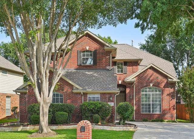 Property at 4005 Kenwood Dr, Flower Mound, TX 75022, 4 beds, 2.5 baths