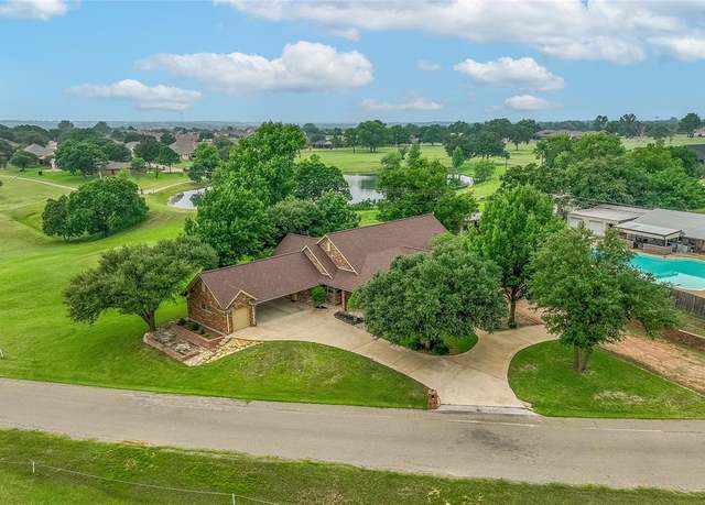 Property at 100 Wood Creek Dr, Gatesville, TX 76528, 3 beds, 2 baths