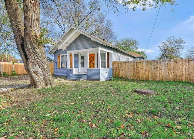 Property at 415 S Charles St, Sherman, TX 75090, 3 beds, 2 baths