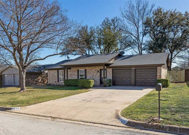 Property at 1516 Trammell Dr, Benbrook, TX 76126, 3 beds, 2 baths