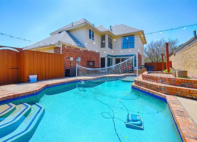 Property at 1812 Seminary Dr, Plano, TX 75075, 3 beds, 2.5 baths