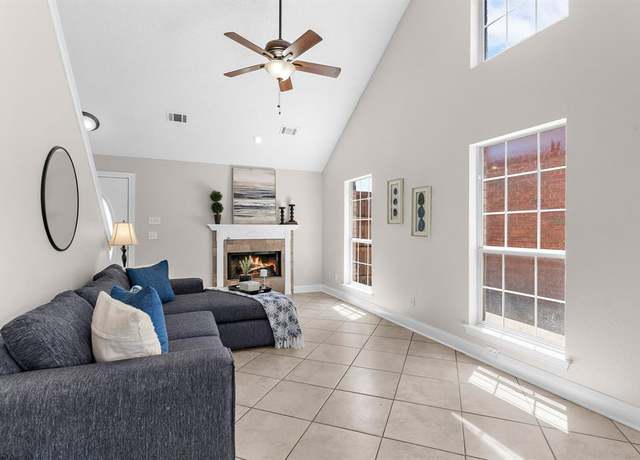 Property at 1014 S Ballard Ave, Wylie, TX 75098, 4 beds, 2 baths