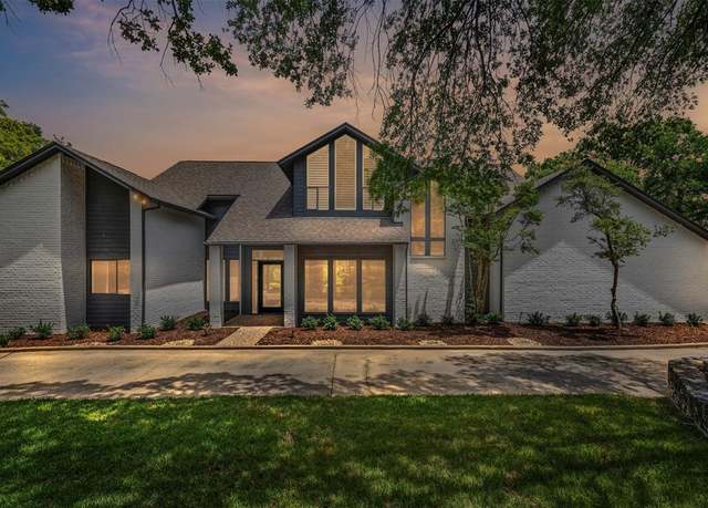 Property at 2109 Greta Ln, Fort Worth, TX 76120, 4 beds, 4 baths