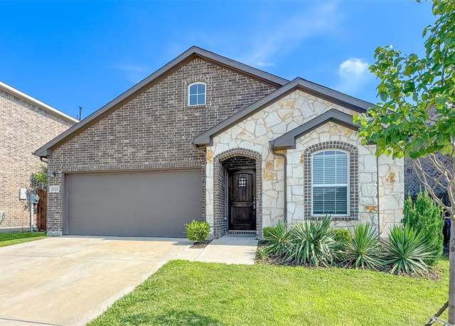 Property at 2121 Callahan Dr, Forney, TX 75126, 3 beds, 2 baths
