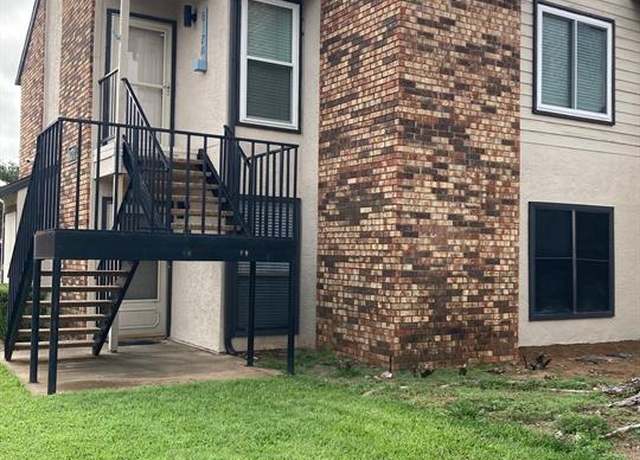 Property at 817 W Harwood Rd Unit B, Hurst, TX 76054, 2 beds, 1 bath