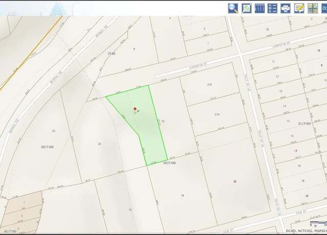 Property at 5726 Hiawatha St, Dallas, TX 75212