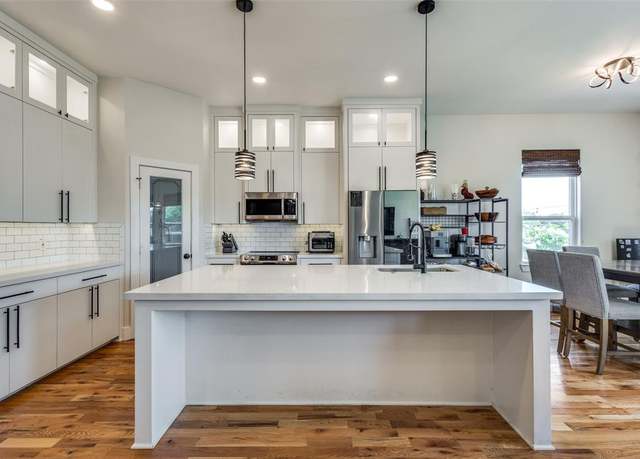 Property at 315 Delatorre St, Trenton, TX 75490, 3 beds, 2 baths