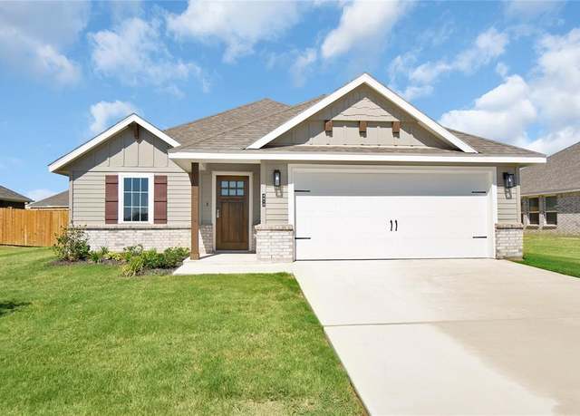 Property at 4713 Enclave Dr, Sanger, TX 76266, 3 beds, 2 baths