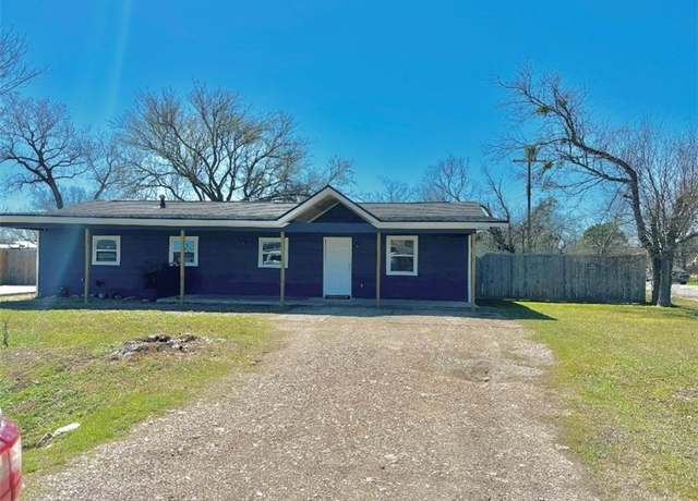 Property at 202 Coryell City Rd, Gatesville, TX 76528, 3 beds, 2 baths