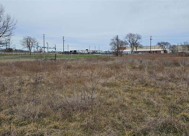 Property at 1401 N Masch Branch Rd, Denton, TX 76207