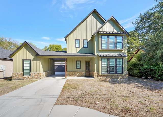 Property at 516 W Spring St, Weatherford, TX 76086, 3 beds, 3 baths