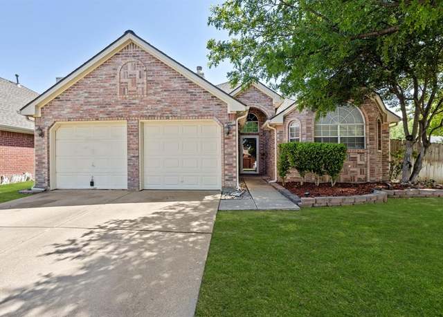 Property at 4900 Navajo Way, Fort Worth, TX 76137, 3 beds, 2 baths