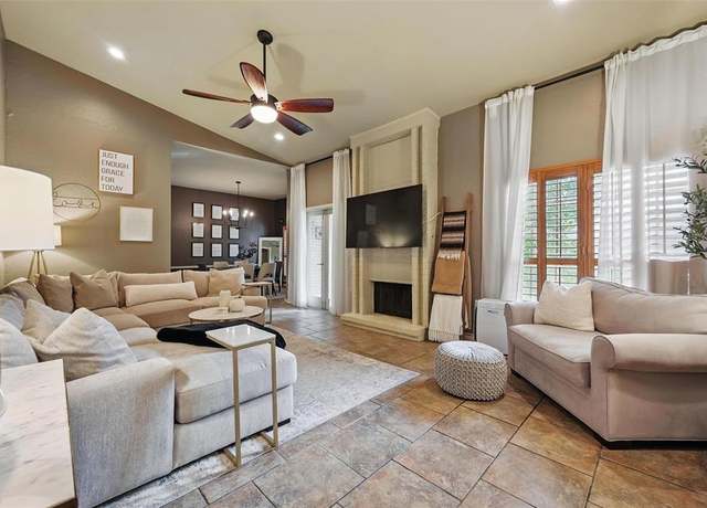 Property at 10433 High Hollows Dr #218, Dallas, TX 75230, 2 beds, 2 baths