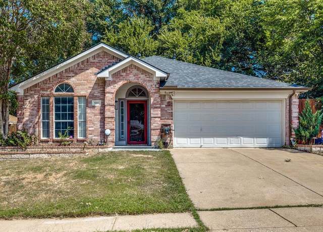 Property at 5005 Bradley Ln, Arlington, TX 76017, 4 beds, 2 baths