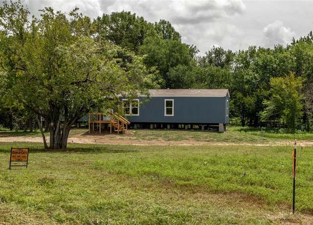 Property at 16 Cedar D, Mexia, TX 76667, 3 beds, 2 baths