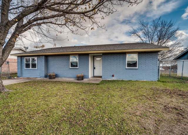 Property at 416 Yellow Jacket Dr, Ferris, TX 75125, 4 beds, 2 baths