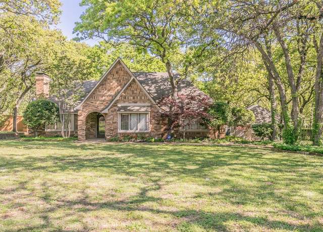 Property at 2111 Meadowview Dr, Keller, TX 76262, 3 beds, 2 baths