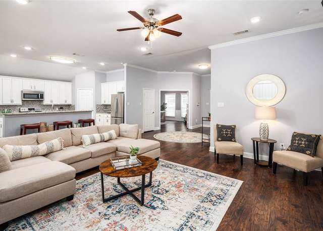 Property at 3050 Kinkaid Dr, Dallas, TX 75220, 4 beds, 2 baths