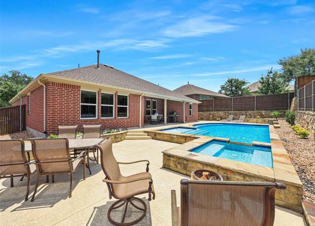 Property at 505 Peterhouse Dr, Mckinney, TX 75071, 3 beds, 2.5 baths